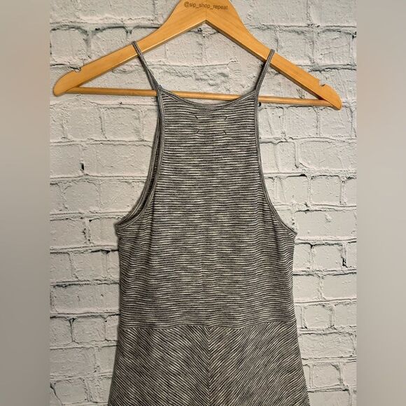 Lou & Grey tank maxi dress. XS - Picture 2 of 5
